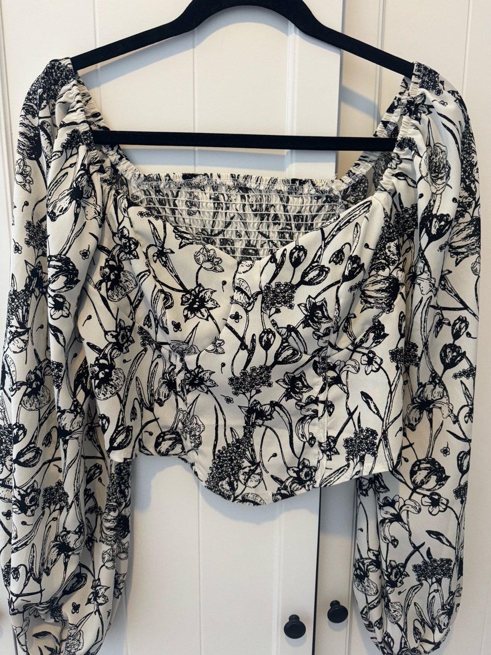 Black & White Floral Smocked Crop Top with Puff Sleeves